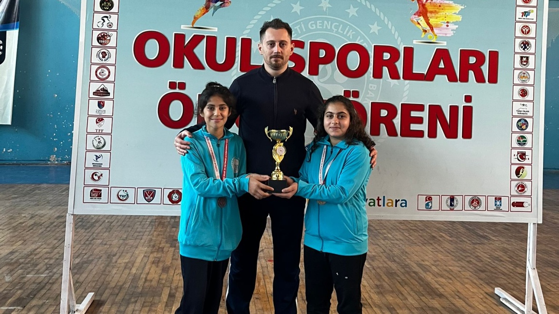Diyarbakır Yıldızlar Masa Tenisi Turnuvasında Okulumuz İl Dördüncüsü Oldu
